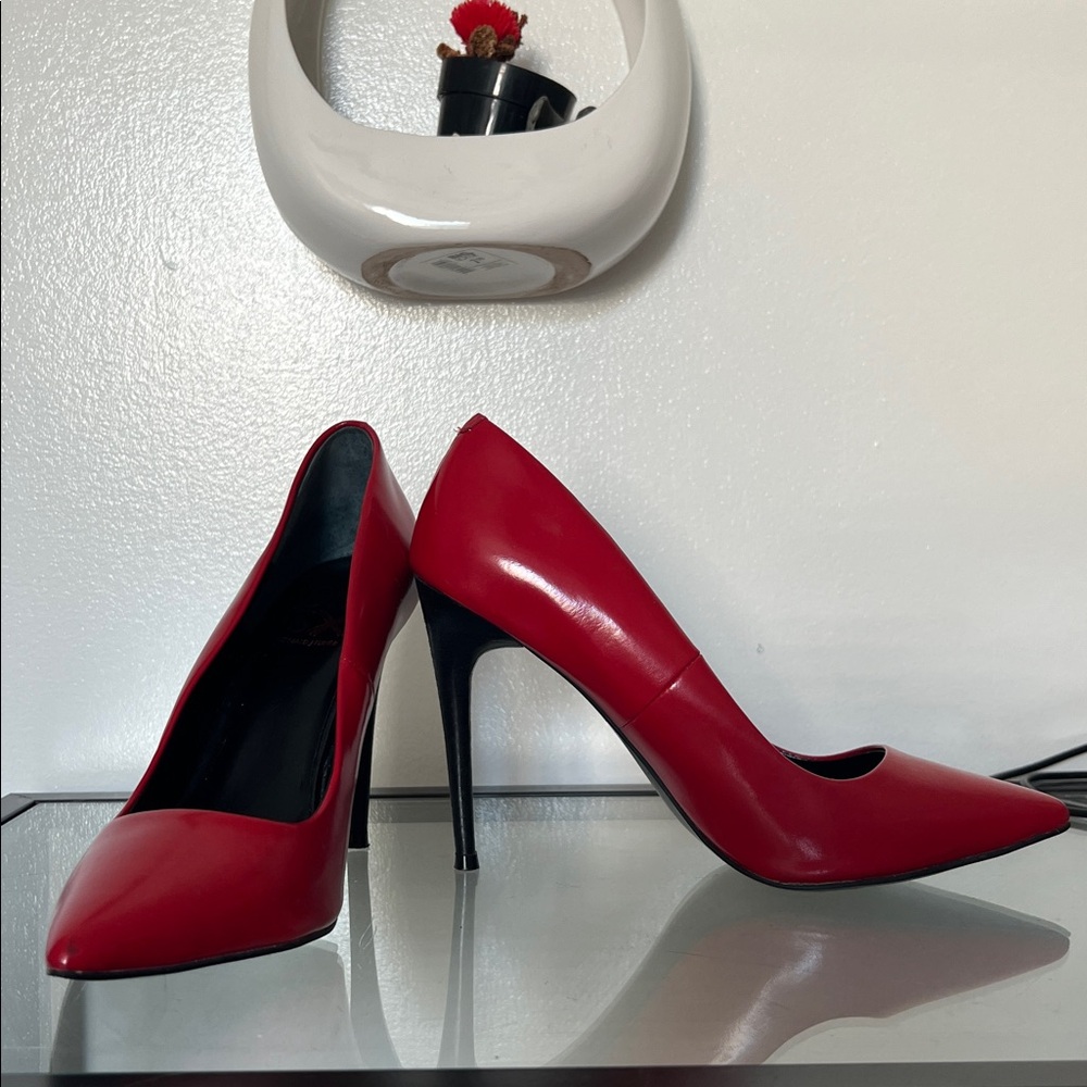Vintage Donald J Pliner Red Stiletto Heels